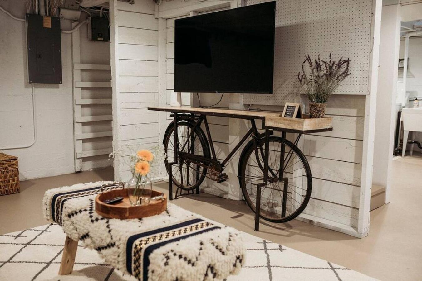 Style Meets Comfort In Beautiful Design バンクーバー エクステリア 写真